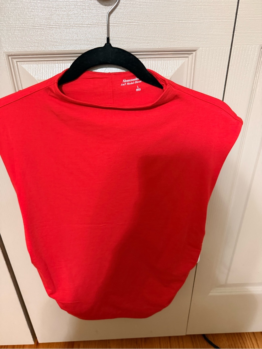 Abercrombie & Fitch Women's Red Sleeveless Tee NWT